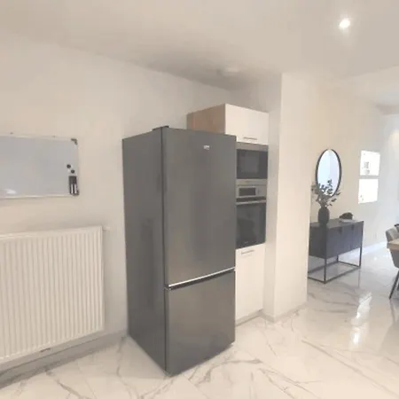 Elda House Confortable For 12 Guests
